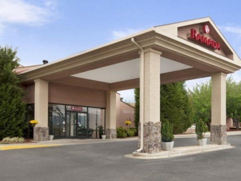 Comfort Inn River Ridge Ашвил Екстериор снимка