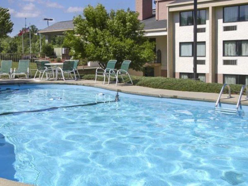Comfort Inn River Ridge Ашвил Екстериор снимка